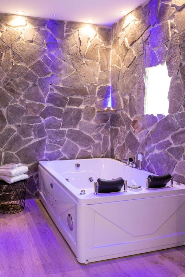Lovely Rooms - Guest House Suites Triggiano Dış mekan fotoğraf